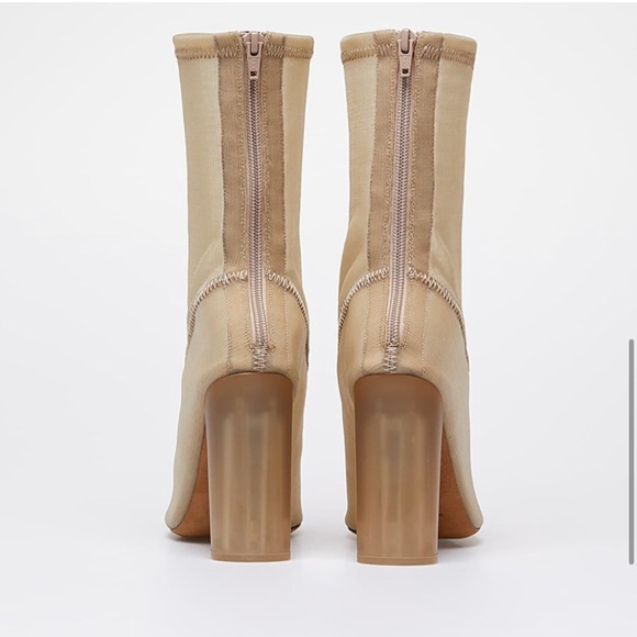 NWOT YEEZY Season 7 STRETCH MESH ANKLE BOOT (US size 9)Military Light!Rare! - Picture 2 of 5